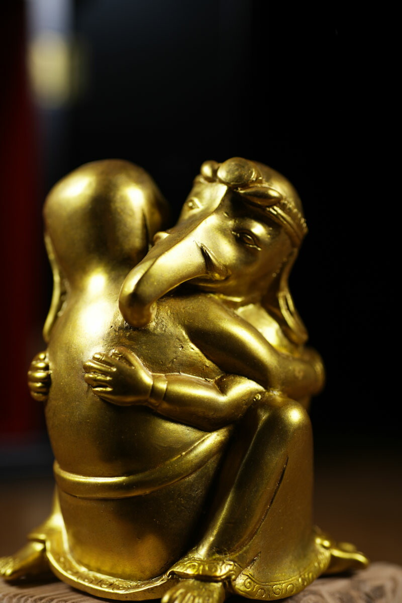 楽天市場】聖天（歓喜天）銅造金色仕上げ厨子付 : 仏像仏画チベット