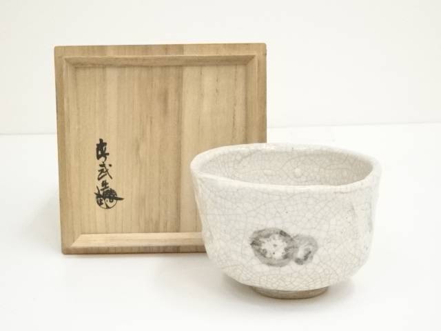 志野茶碗 初代加藤春定作（共箱）