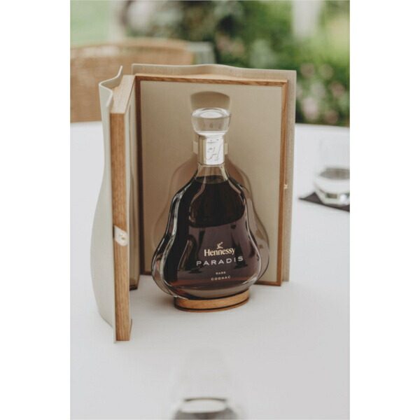 Hennessy Paradis コニャック 700ml ギフトボックス付き Hennessy
