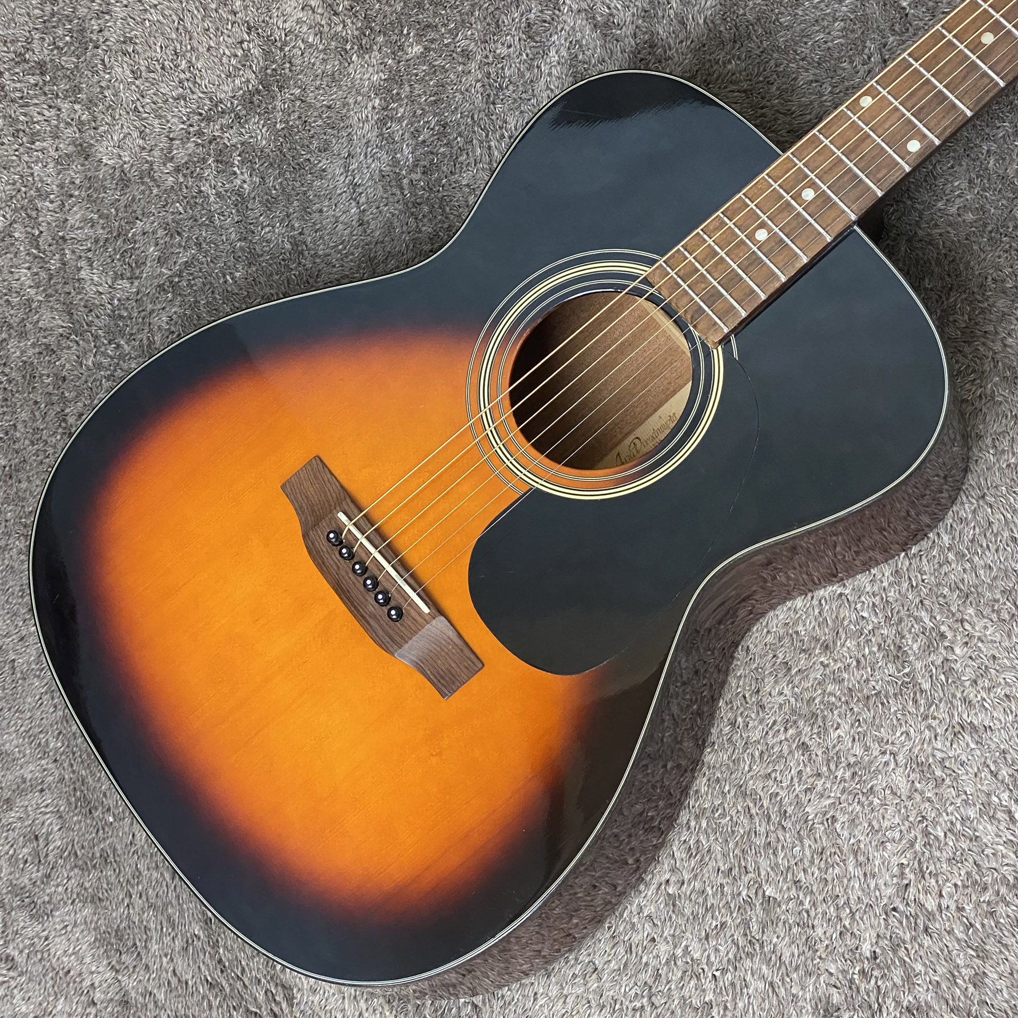 AriaDreadnought AF-25Nアコースティックギター ケース付 Aria