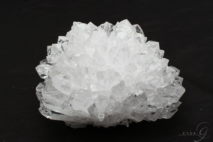 楽天市場】【菊花水晶クラスター 中国・四川省産 274g】【メール便不可