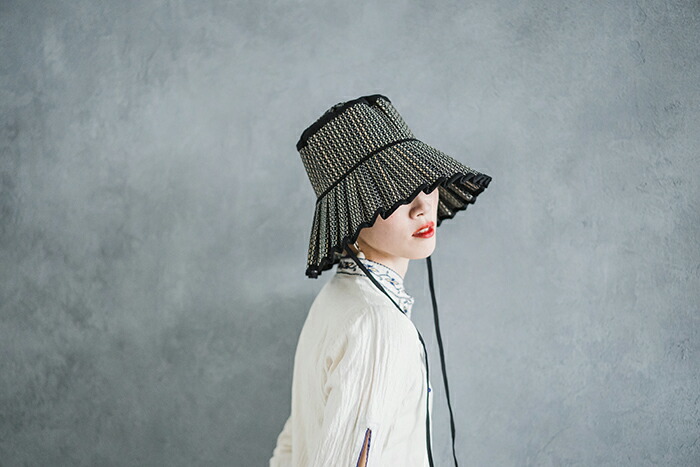 アウトレット Lorna Murray バケットハット S/M ホワイト/ブラック