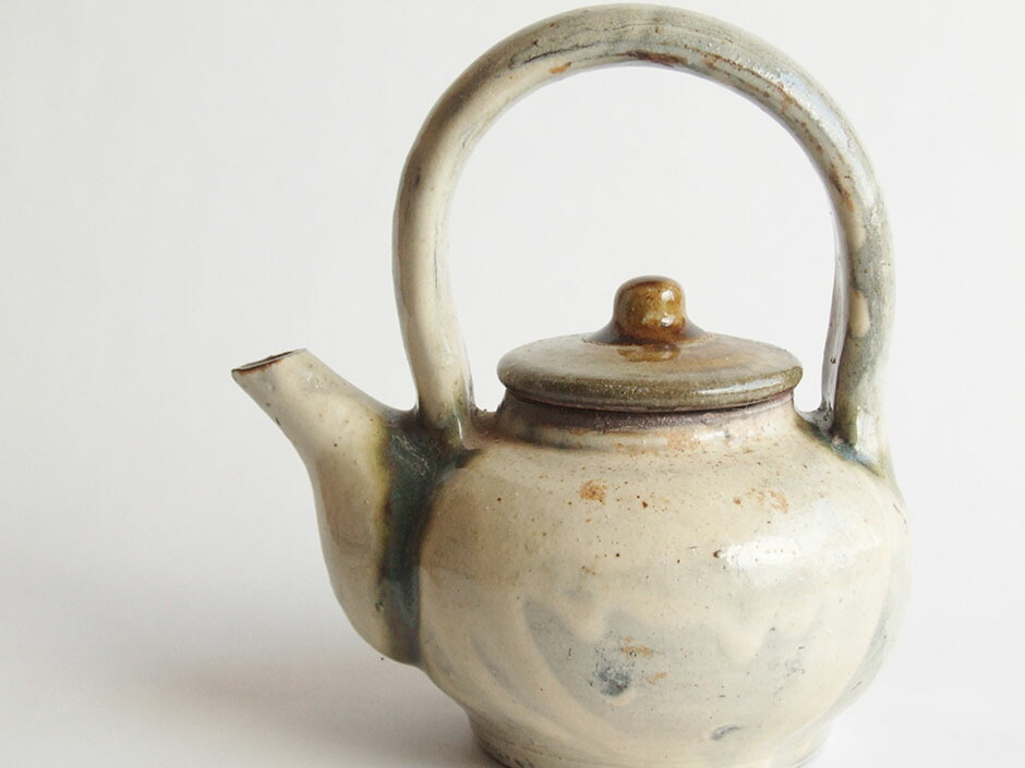 楽天市場】やちむん 民藝 照屋窯 照屋佳信 按瓶(あんびん)中1 : おまめ