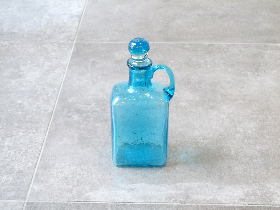 楽天市場】【沖縄 奥原硝子製造所】琉球ガラス 民藝品 長四角酒瓶