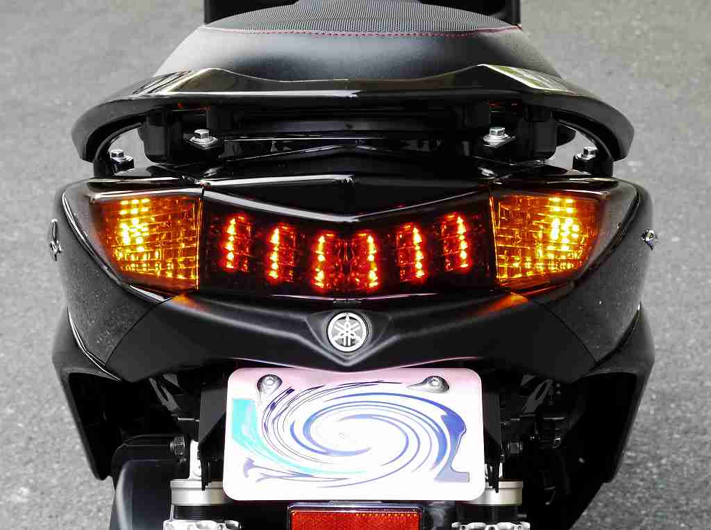 シグナスx 3型 LEDテール 値下げしました!シグナスX(4型より取り外し