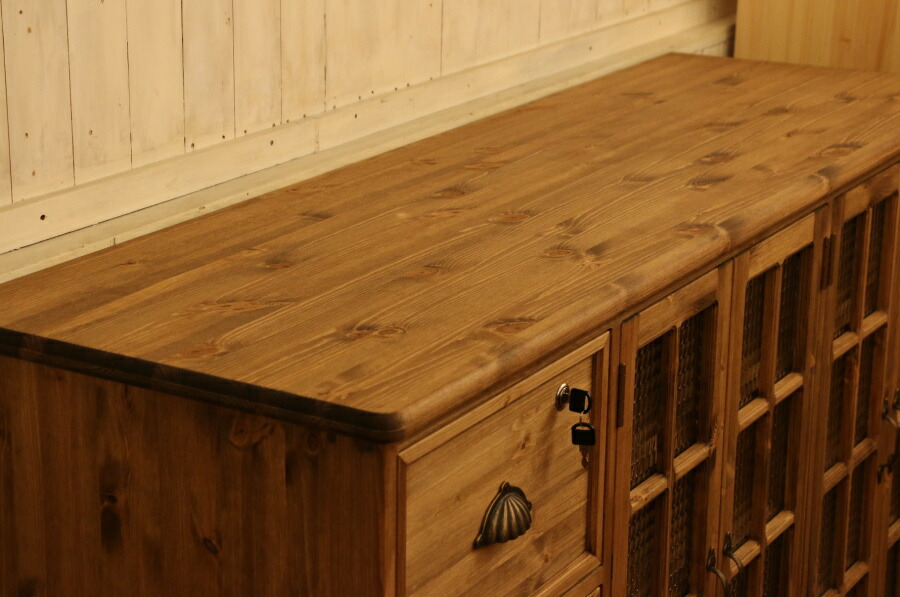 パイン無垢材 オーダーキャビネット チェッカーガラス扉 パイン無垢材