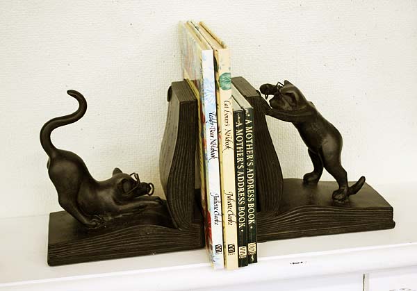 ブックエンド サイ 木彫 アンティーク レトロ 動物 アニマル ブック