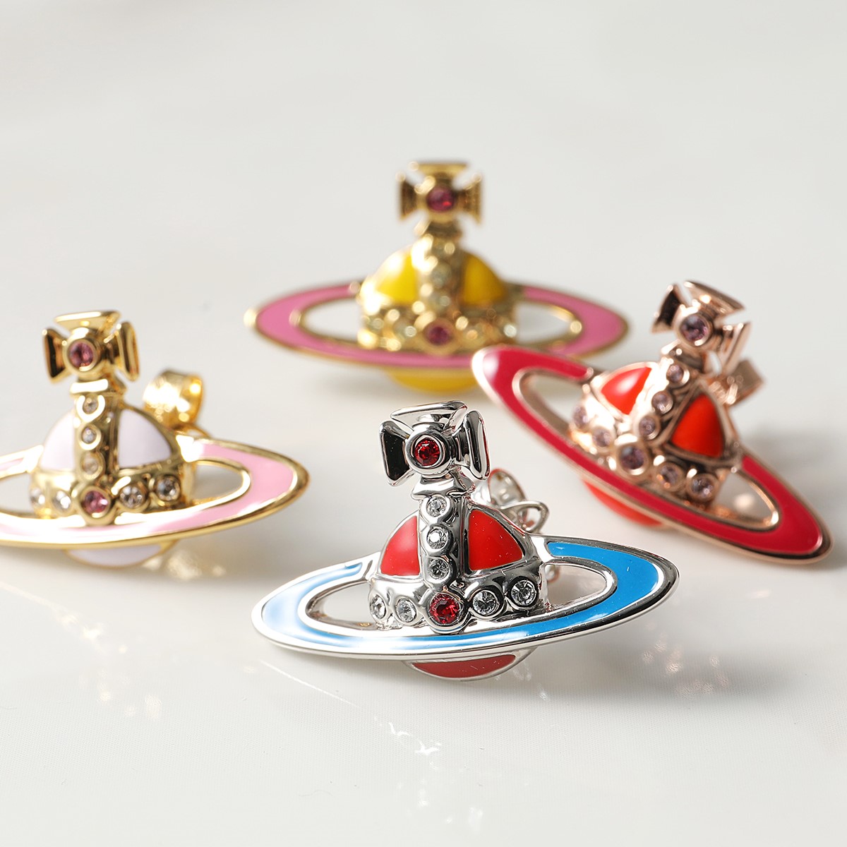 楽天市場】Vivienne Westwood ヴィヴィアンウエストウッド ピアス