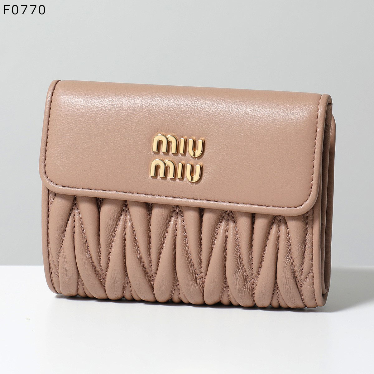 楽天市場】MIUMIU ミュウミュウ 二つ折り財布 MATELASSE マテラッセ