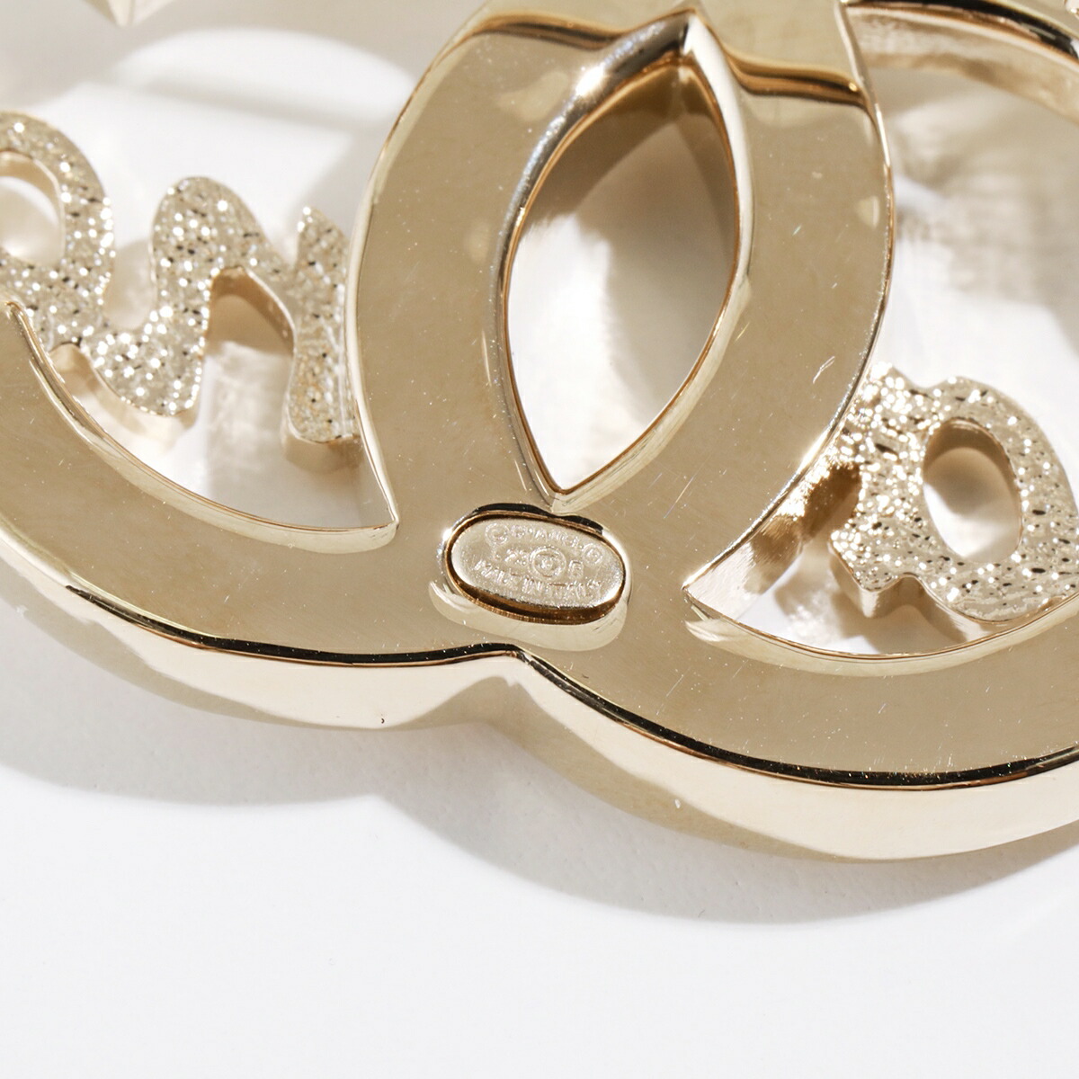 m*5様 CHANEL CCロゴ ブローチ パールラインストーン