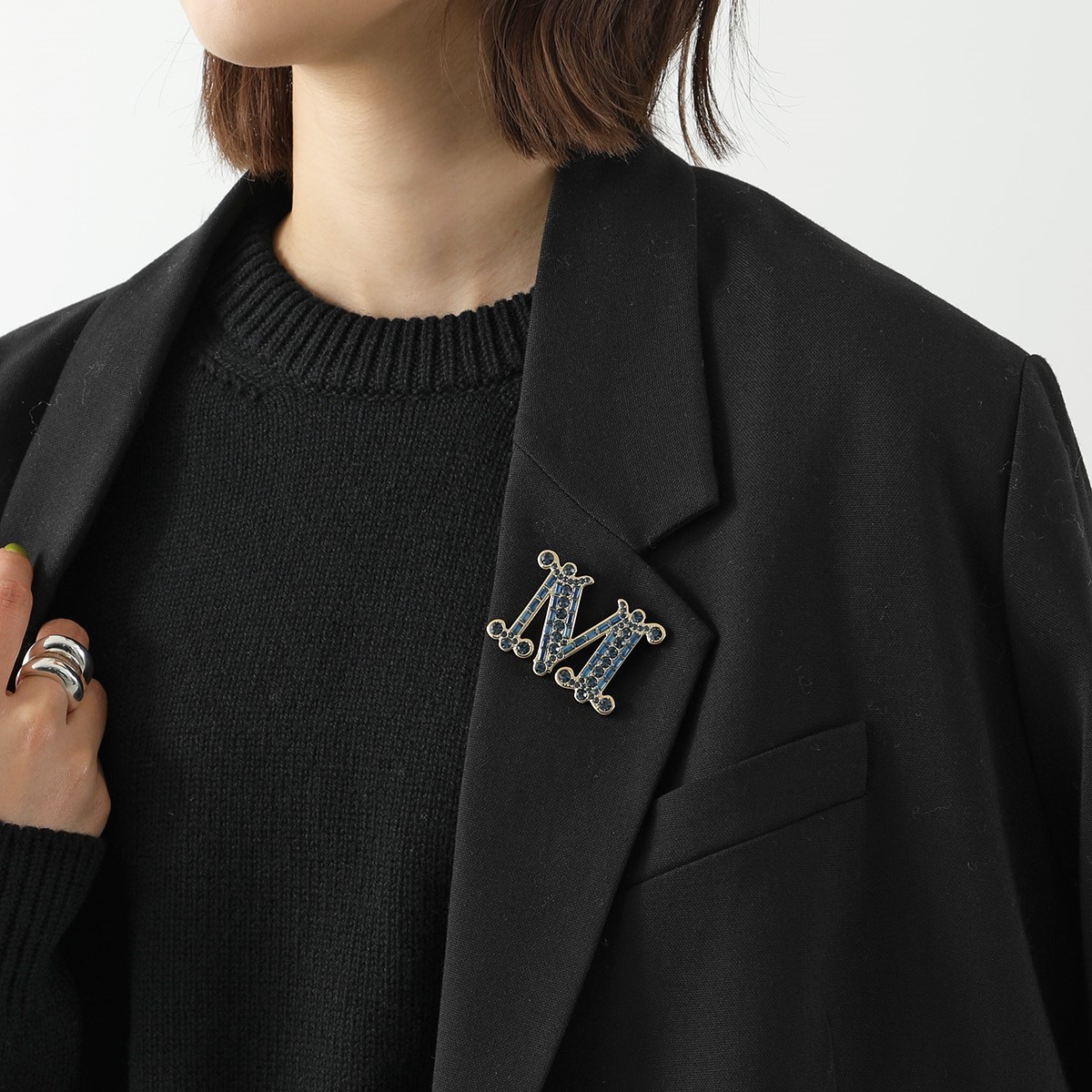 MaxMara M字型パールブローチ