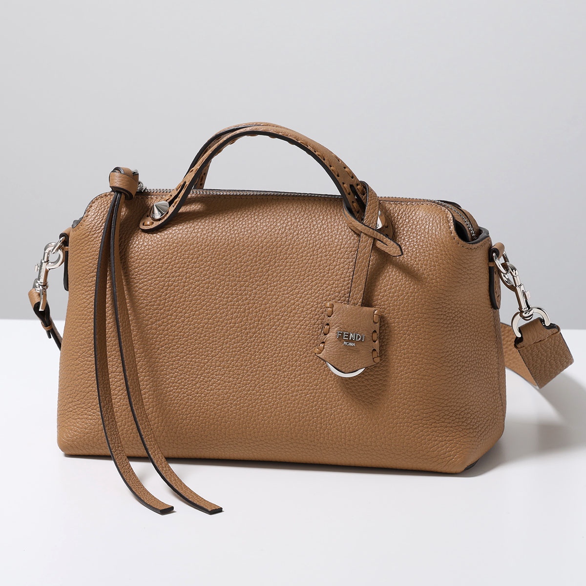 楽天市場】【最大2万円OFFクーポン対象・2/10～2/11限定】FENDI