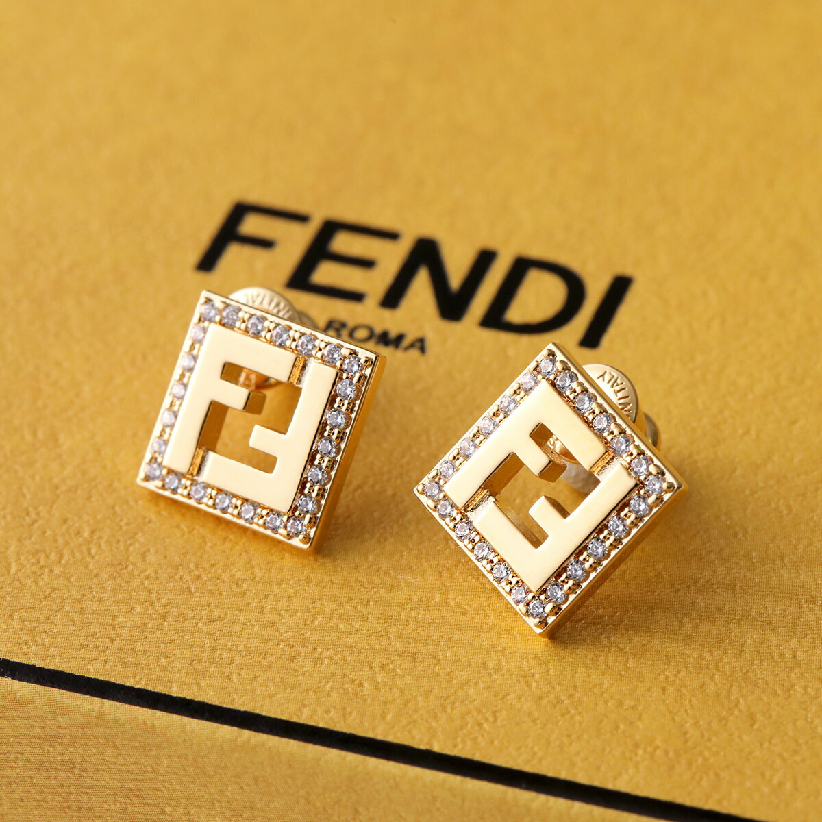 楽天市場】FENDI フェンディ ピアス FOREVER フォーエバー 8AK916 ATEP