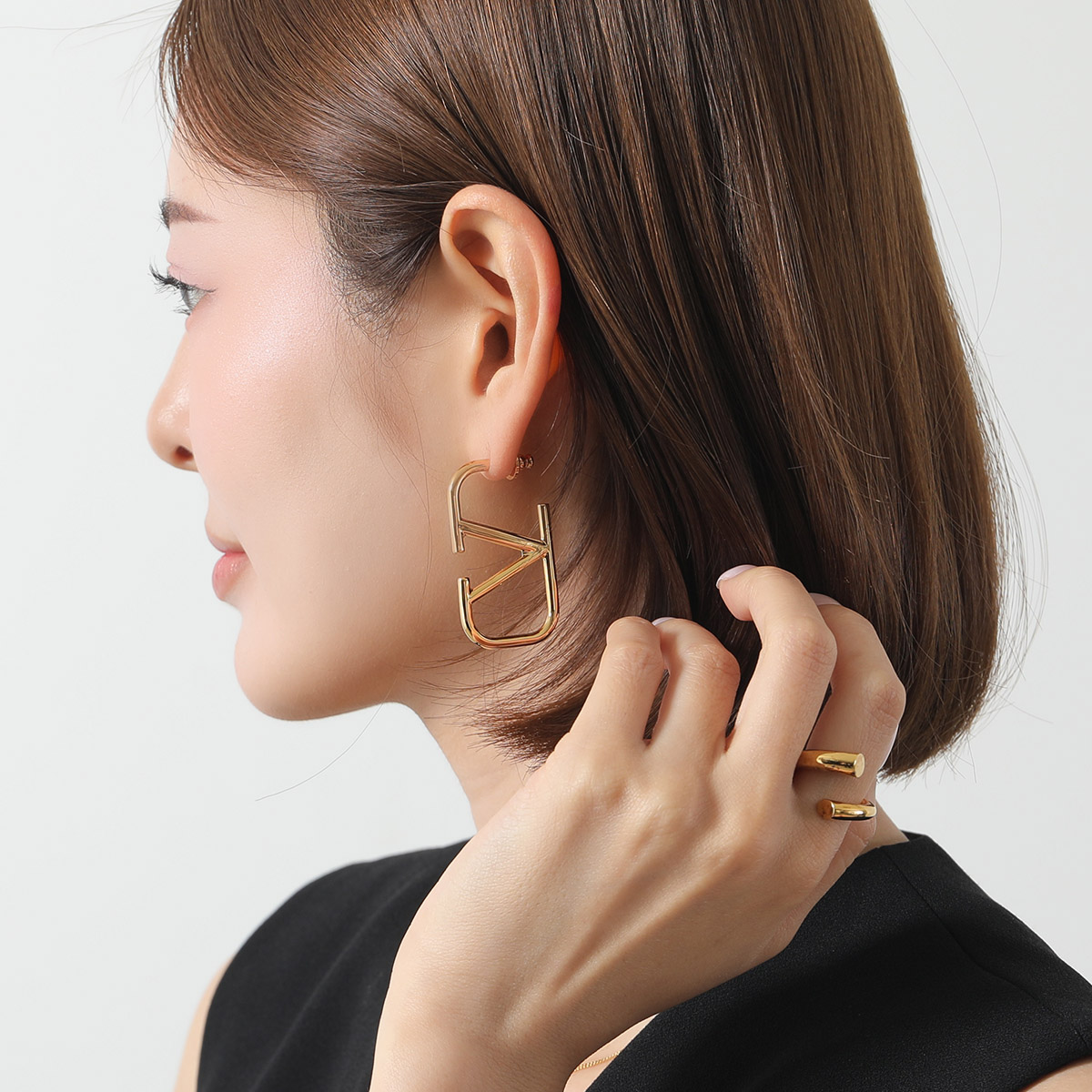 楽天市場】VALENTINO ヴァレンティノ ピアス 5W2 7W2J0F96MET