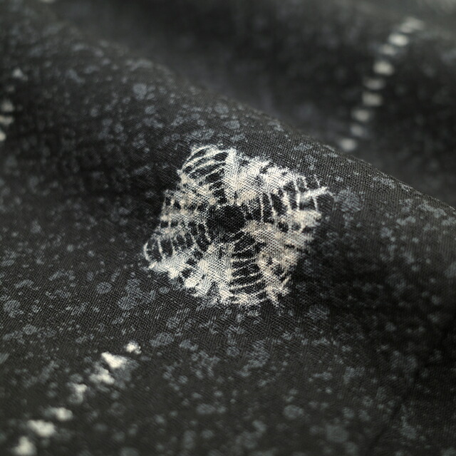 楽天市場】【新古品】 小紋 着物 正絹 袷 黒グレー 絞り たたき染め