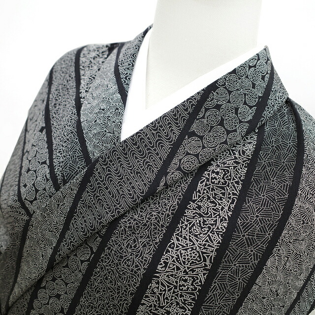 楽天市場】【新古品】 小紋 着物 反物 正絹 着尺 粋ごのみ 黒地 斜め