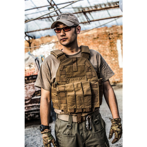 楽天市場】TMC 94K MP7 プレートキャリア コヨーテブラウン : SAMURAI