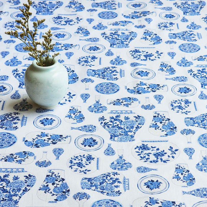 Japan Pottery Net / 青白磁渦文壺 可愛い白青磁壺