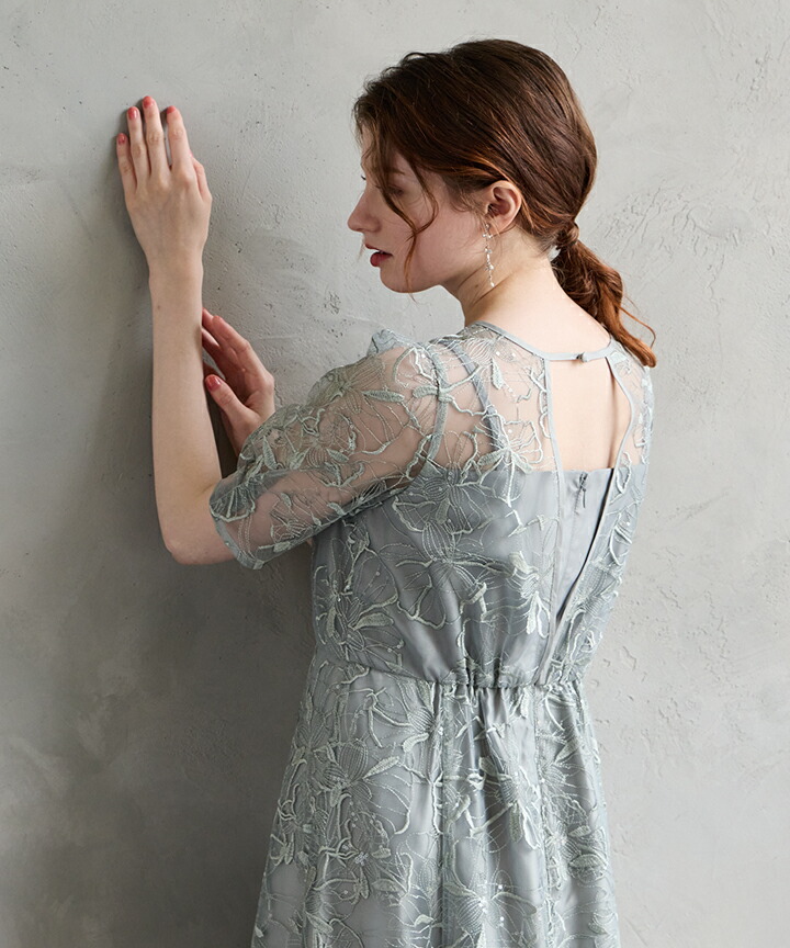 ビオラモチーフ スパンコール 刺繍 ドレス グレー 結婚式 同窓会 Leja