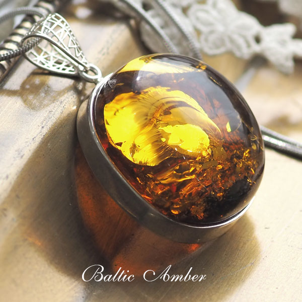 琥珀アンバーリトアニアSランクルースグリッター