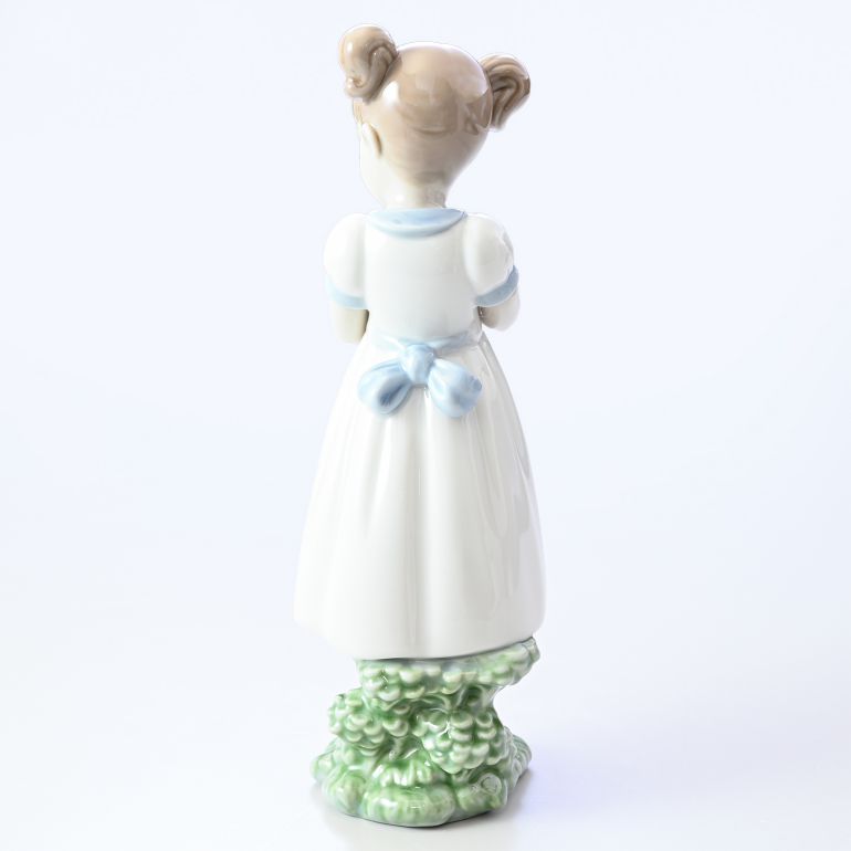 楽天市場】リヤドロ 素敵なお花 フィギュア 人形 女性 女の子 リアドロ