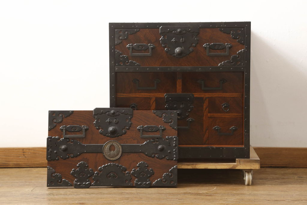 レトロ舟金庫、舟金庫、レトロ金庫、木製金庫、昭和レトロ金庫、舟箪笥