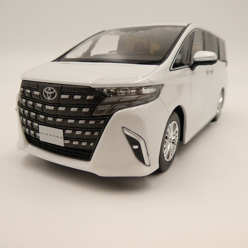 1/30 トヨタ カラーサンプル アルファード ホワイトパールクリスタル