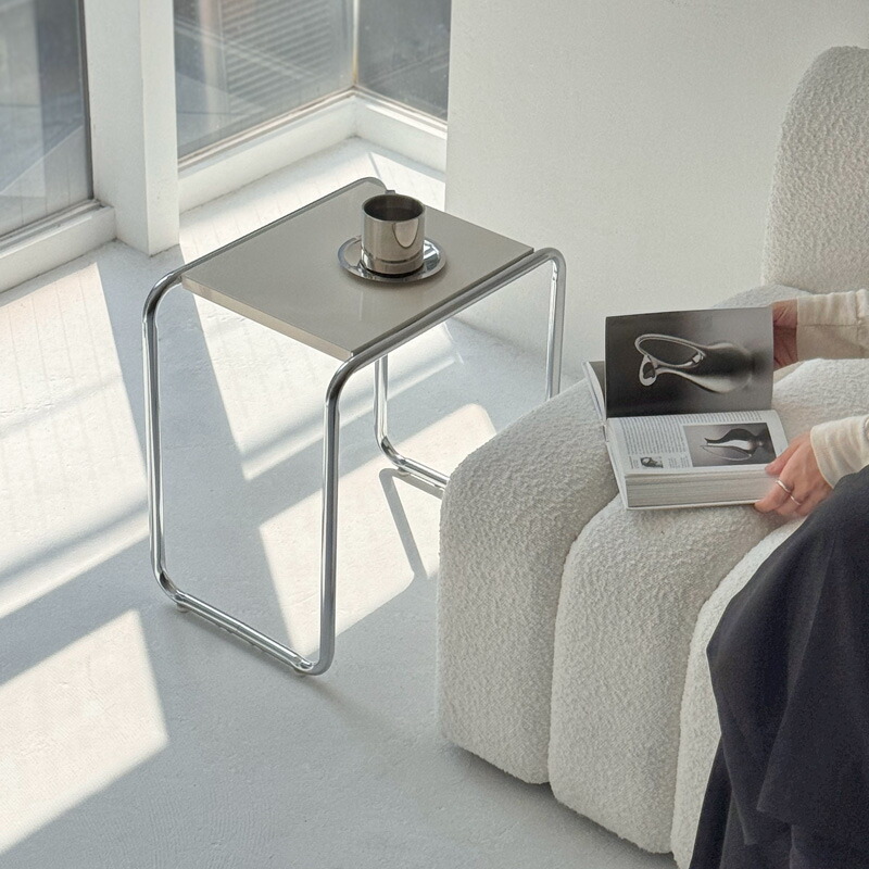 楽天市場】クロームパイプフレーム ホワイト天板 サイドテーブル【ART