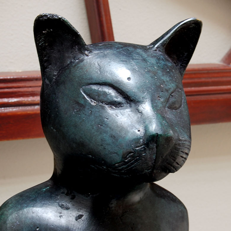 皿持ち猫バリ島 金属製 バリ島皿持ち猫 希少 皿持ち猫バリ島 金属製