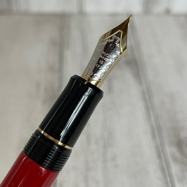 楽天市場】送料無料 パイロット PILOT 万年筆 Custom845 漆 赤 18金