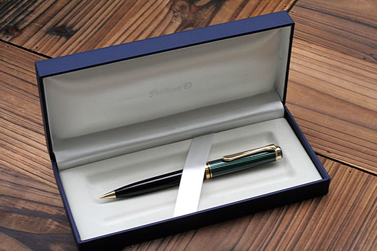 楽天市場】ペリカン Pelikan スーベレーンM450万年筆【デザイン文具