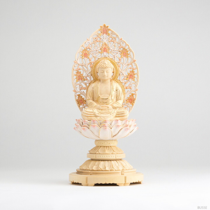 セール・新品】 釈迦如来座像 黄楊 総高さ約15.5㎝ 丸形台座付 釈迦