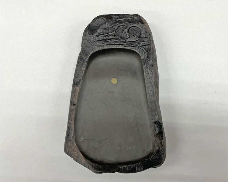 中国端渓硯 石眼あり 龍彫刻 唐木天地蓋付き 硯 端渓硯 龍彫刻 書道 硯