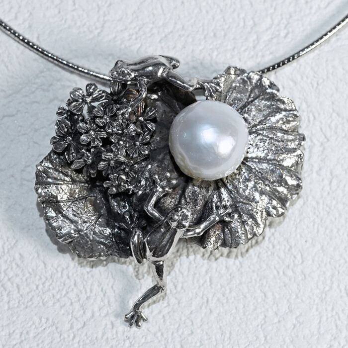 楽天市場】天然 南洋真珠 ネックレス かえる ブローチ シルバー 真珠