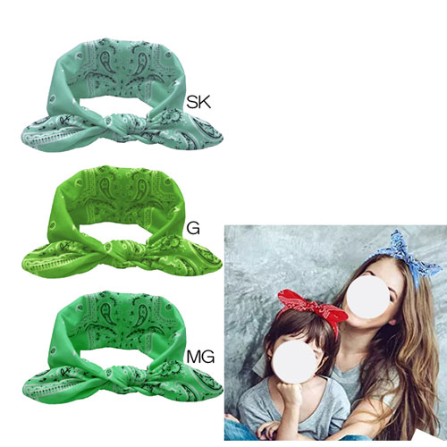 楽天市場】リボン耳付き バンダナ柄 ヘアバンド最大幅7.5cm 長さ48.5cm