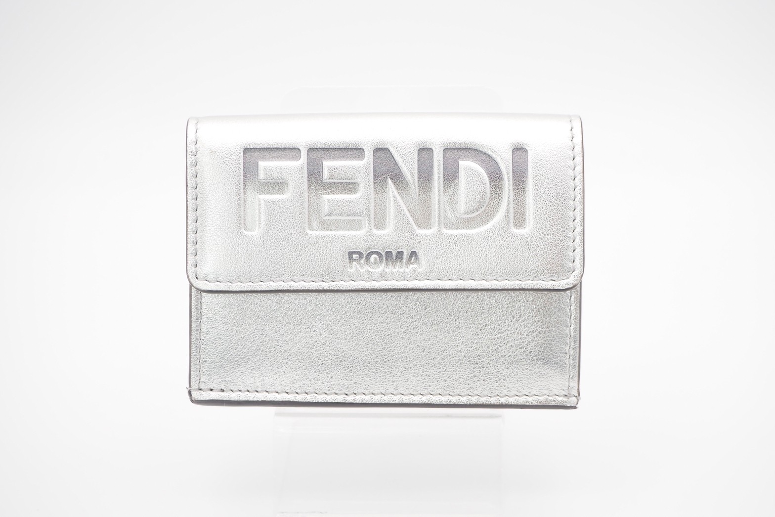 美品 fendi フェンディ シルバー 財布 ミニ財布 三つ折り財布 FENDI