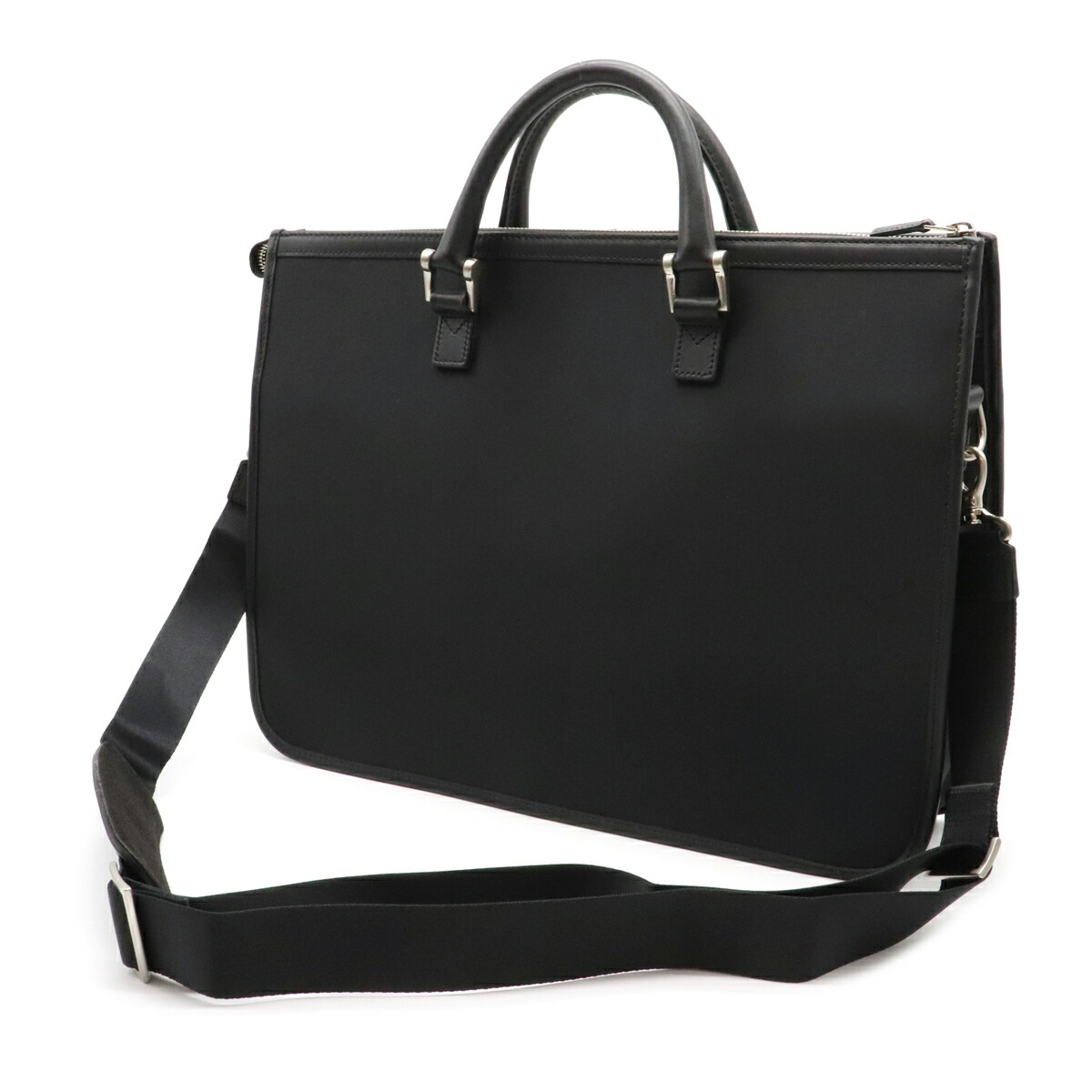 バーバリー ナイロンバッグ 肩掛け可能 ノバチェック 刺繍ロゴ