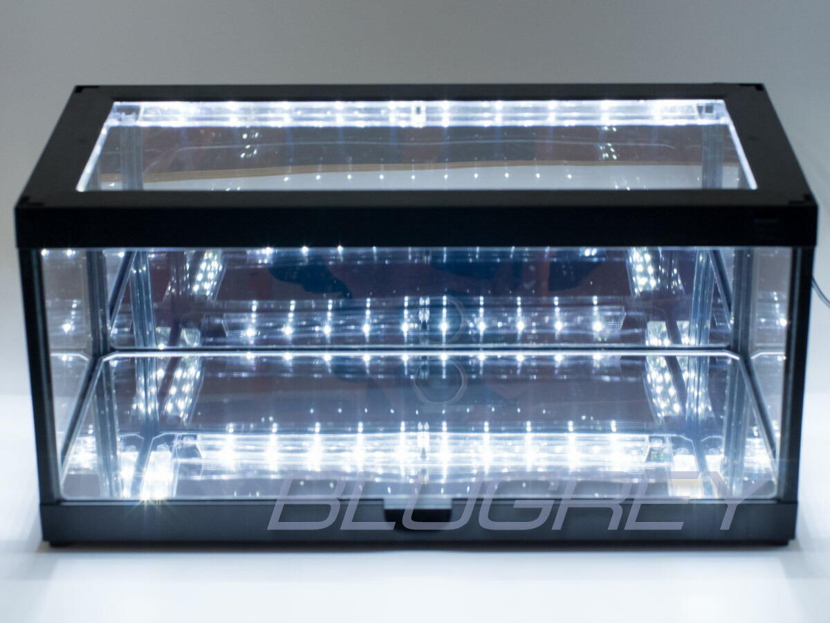 ☆1/18 メルセデス 仕様LED照明付ディスプレイケース 【半艶ブラック