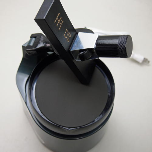 楽天市場】墨運堂 墨磨り機『SS型墨磨機 墨磨職人』(定価29700円