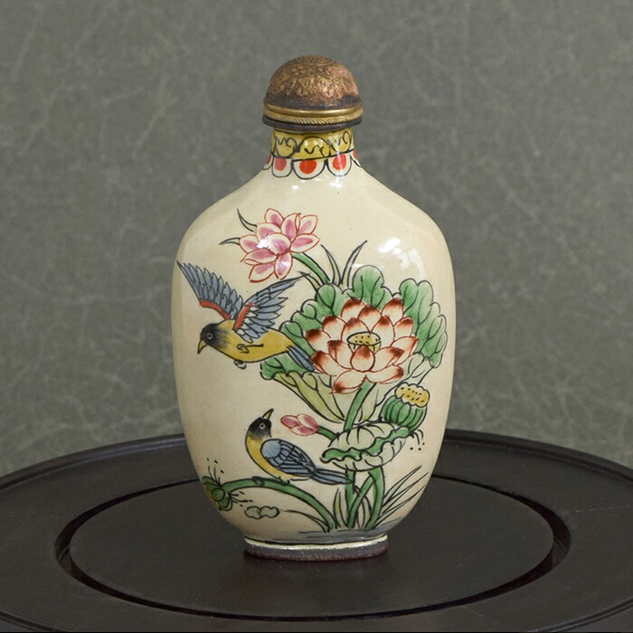 清乾隆年製 料器鼻煙壷 被せガラス細工彫り浮彫り『可愛らしい鳥