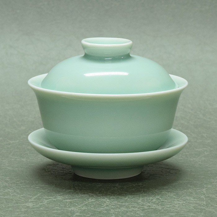 2560 平戸祐祥 竹菊文 香炉 2560 平戸祐祥 竹菊文 香炉 平戸菊花飾菊