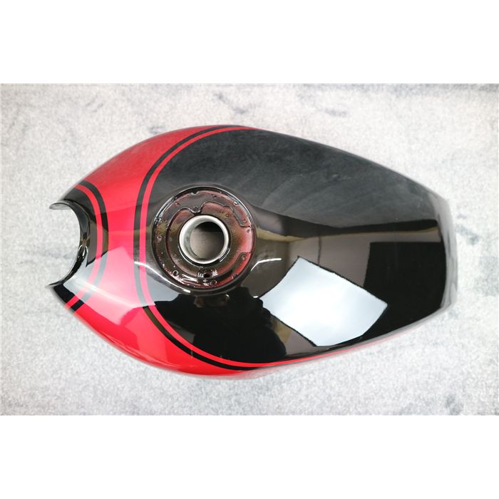 楽天市場】ゼファー400／χ ガソリン タンク 黒 赤 : カスタムパーツ DJ