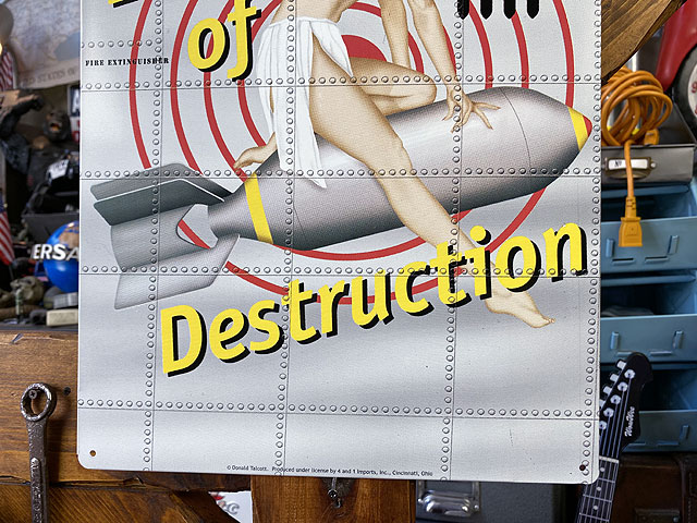 楽天市場】ピンナップガール ミリタリーアート ブリキ看板 （Eve of