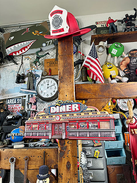 楽天市場】レトロダイナー エンボス ティンサイン ブリキ看板