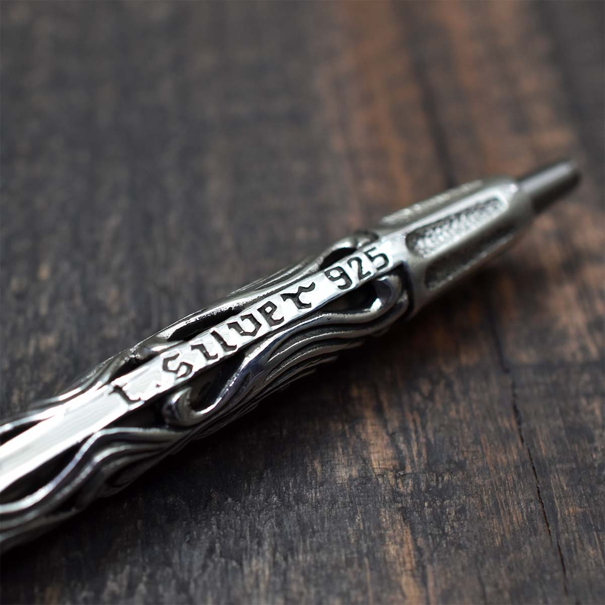 楽天市場】シルバー925製 アラベスク＆リリィー 唐草模様 百合の紋章