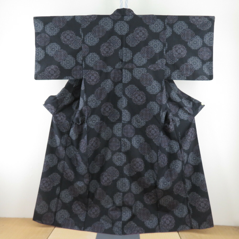 6567❫ ❦ 大島紬 (正絹) ❦ 短冊 【ちどりや】美品 正絹 大島紬 横双絣 袷