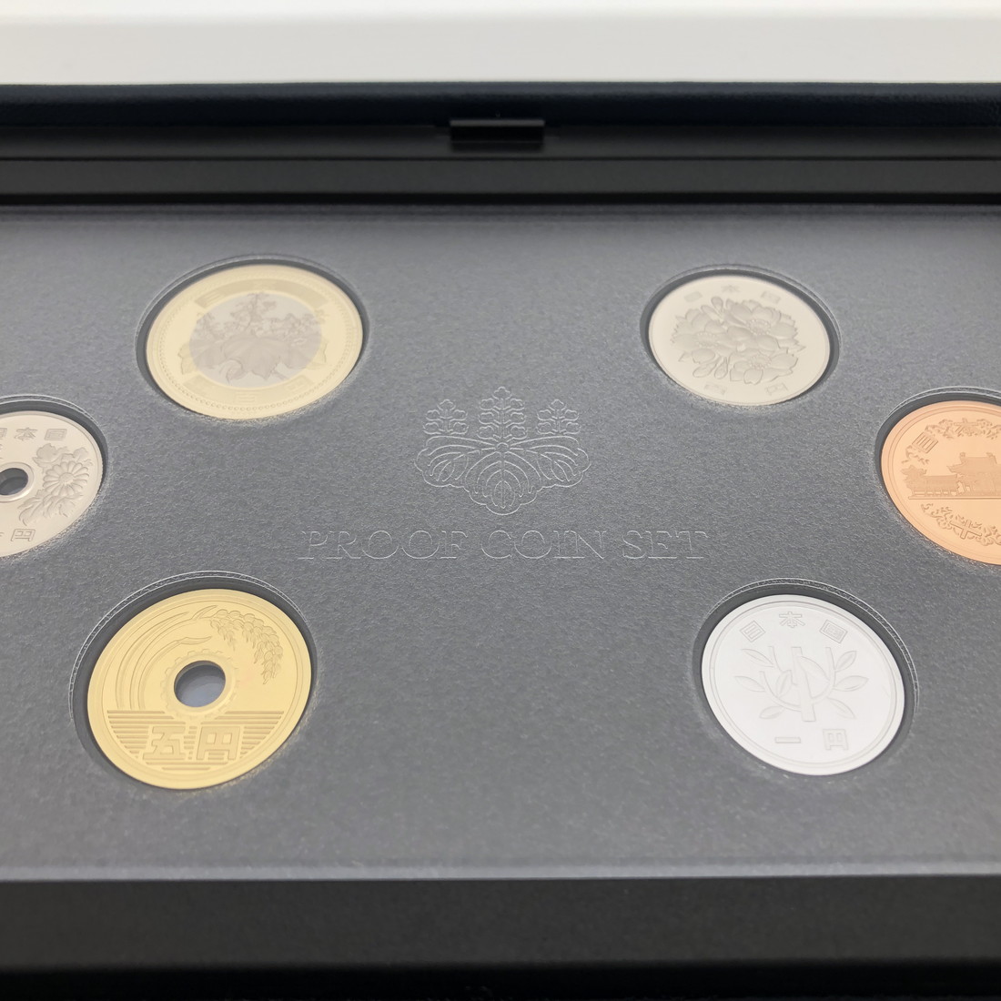 楽天市場】令和4年 通常プルーフ貨幣セット（2022年）年銘板なし 記念