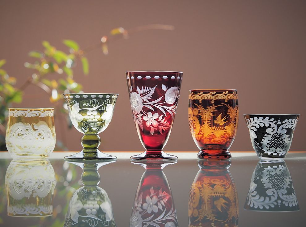 ボヘミアングラス ボヘミア エーゲルマン 「ハイエナメル」 花瓶