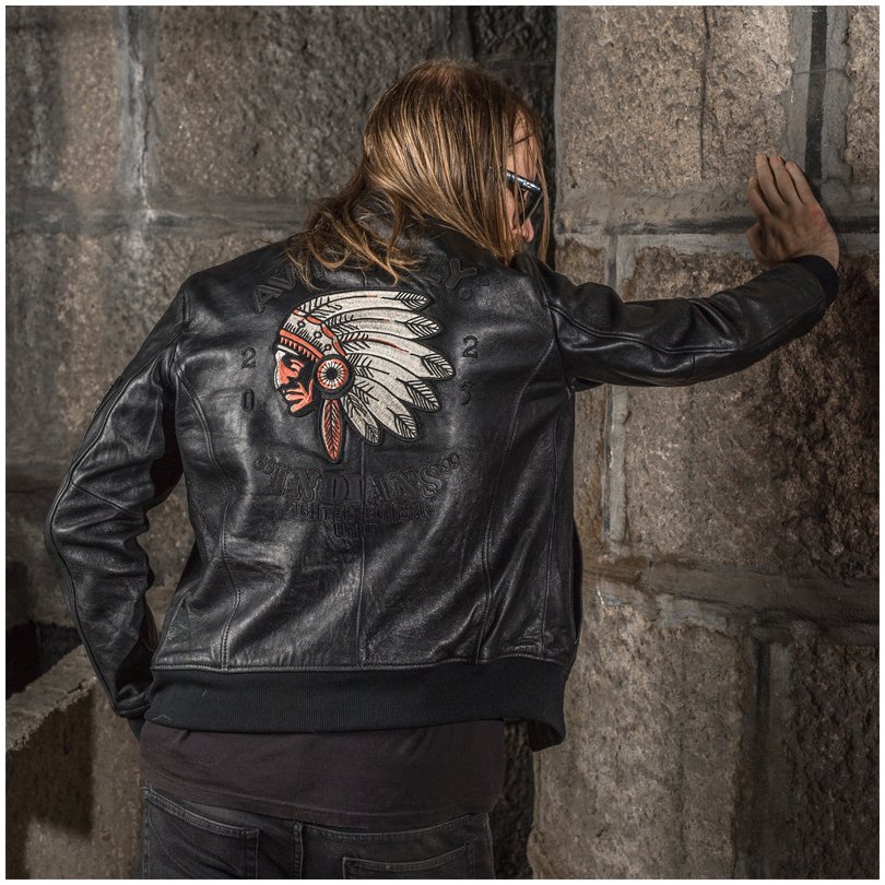 楽天市場】インディアン刺繍革ジャン 赤 羊の皮ジャケット 刺繍 レザー