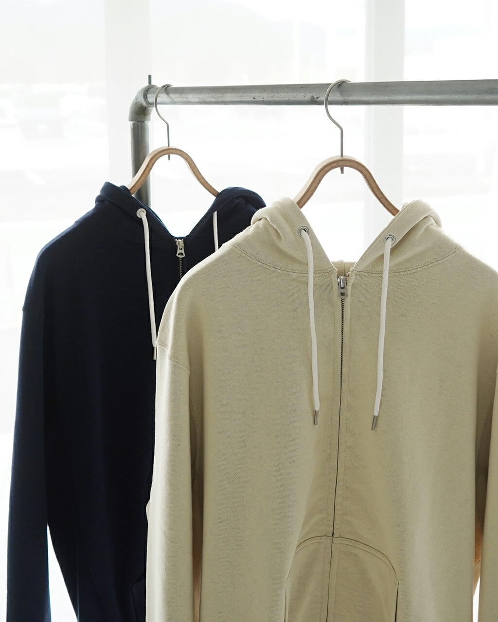 楽天市場】【SALE！50%OFF】モクティ mocT ジップアップパーカー BD